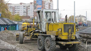 Техника из 90-х годов прошлого столения. Обзор автогрейдеров ДЗ-180