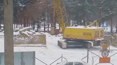 Нестандартное использование крана. Видео со стройплощадки