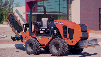 Компания Ditch Witch выпустила среднеразмерный траншеекопатель RT70
