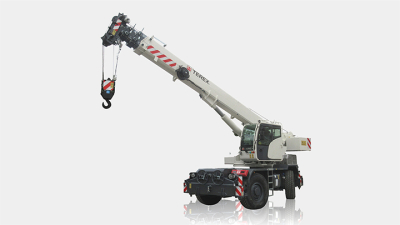 Новый вездеходный кран с пятисекционной стрелой от компании Terex