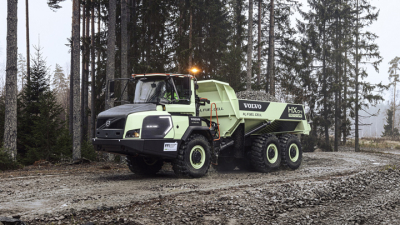 Первый в мире. Компания Volvo CE тестирует сочлененный самосвал, работающий на водороде