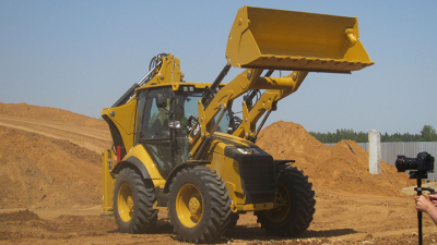 Caterpillar завершила 4-й квартал с 4-процентным ростом чистой прибыли