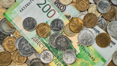 Банк России снизил ключевую ставку до 15%