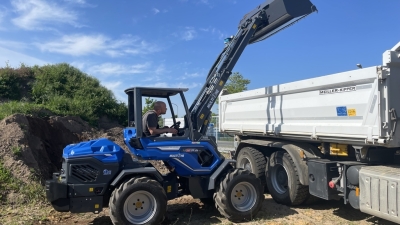 В России появился мини-погрузчик MultiOne 11.5Y с двигателем Yanmar